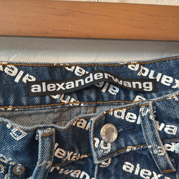 Alexander Wang Bluff Pegged Leg High Rise Monogram Jean Size 25 - Picture 4 of 7
